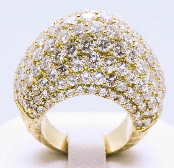 BOMBE COCKTAIL RING WITH 11.83 CTW DIAMONDS, 18 KT GOLD