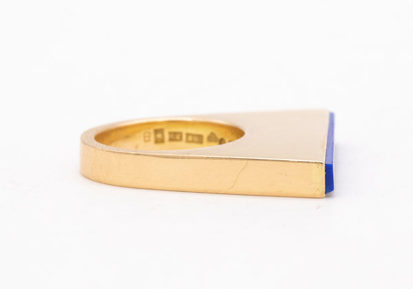 Sigurd Persson 1972 Sweden Geometric Sculptural Ring In 18Kt Yellow Gold With Lapis Lazuli