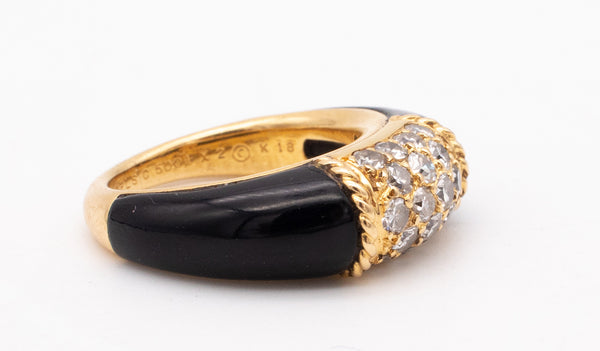 VAN CLEEF & ARPELS 1970 PARIS 18 KT PHILIPPINES RING WITH VS DIAMONDS AND ONYX