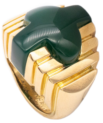 *Cartier 1971 Aldo Cipullo rare geometric ring in 18 kt yellow gold with carved chrysoprase