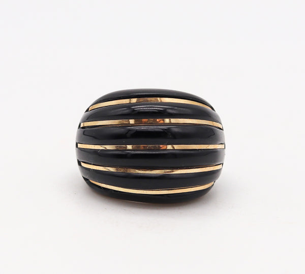 Milor 1980 Italian Cocktail Ring In Carved Black Onyx With 14Kt Yellow Gold