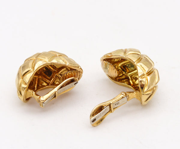 David Webb 1970 New York Quilted Clips On Earrings In Textured 18Kt Yellow Gold