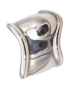 *Tiffany & Co 1978 by Elsa Peretti Rare vintage medium left bone cuff in sterling silver