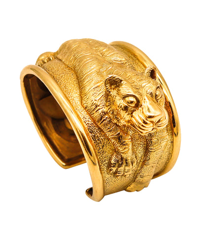 -Craig Drake Vintage Tiger Cuff Bracelet In Textured 18Kt Yellow Gold