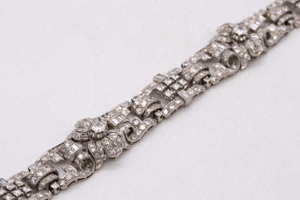 *Platinum 1930's Art Deco geometric bracelet with 14.79 Ctw in diamonds