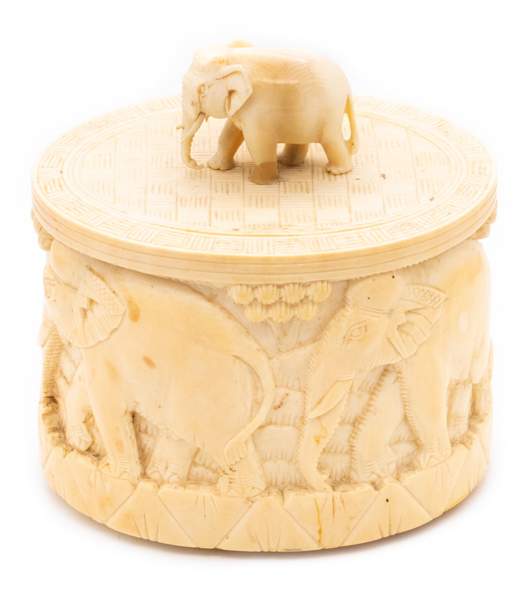 INDIAN HINDU 1910'S OVAL TEA CADDY BOX WITH LYD DECORATED WITH FIVE ELEPHANTS
