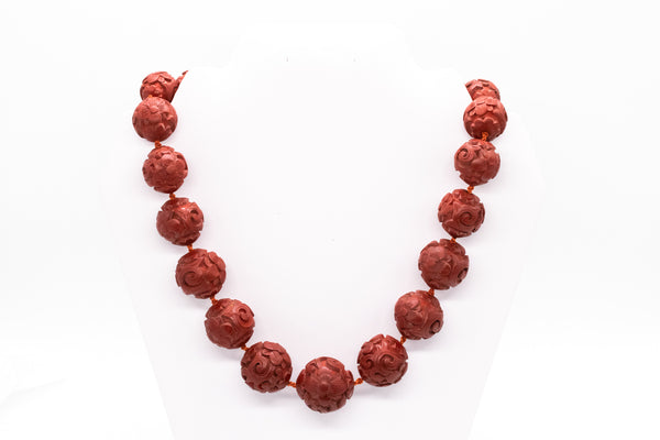 CHINESE 1900 CINNABAR RED WOOD GRADUATED CARVED BEADS NECKLACE
