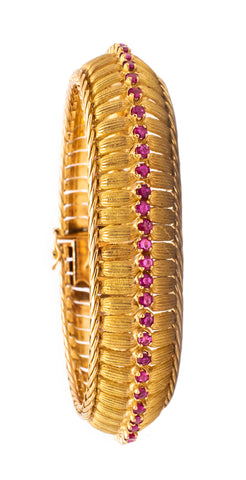 Italy Torino 1955 Designer Flexible Bracelet In Solid 18Kt Yellow Gold With 6.25 Ctw Rubies