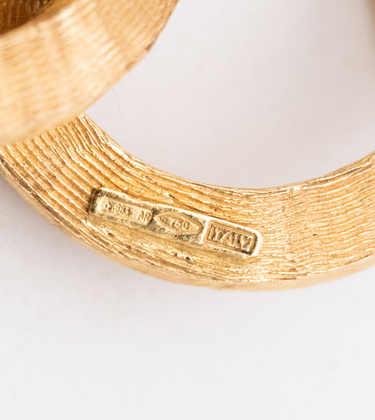 ITALIAN MID-CENTURY 1960 AREZZO TEXTURED OVAL LINKS BRACELET IN solid 18 KT YELLOW GOLD