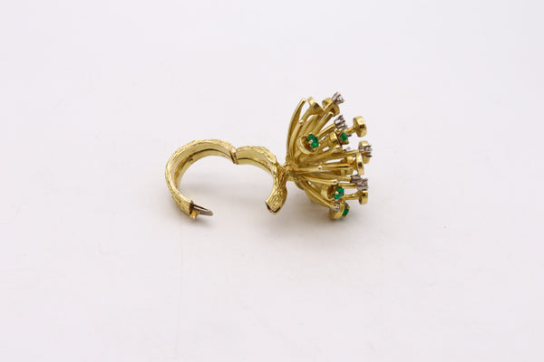 Scandinavian 1960 Sculptural Spikes Ring In 18Kt Gold With 1.38 Cts In Diamonds And Emeralds