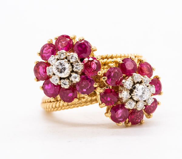 *Mid-Century 1960 Toi et Moi ring in 18 kt gold with 4.72 Ctw in diamonds & rubies