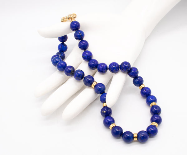 ITALIAN MODERN 18 KT GOLD NECKLACE WITH 400 Ctw OF LAPIS LAZULI BEADS