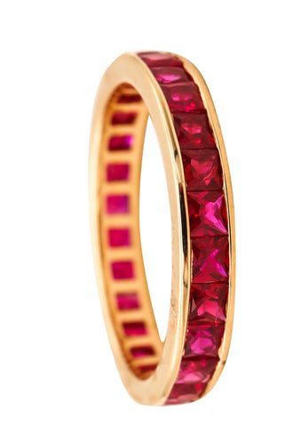 *Eternity Ring band in 18 kt yellow gold with 2.01 carats in Burmese Red Rubies
