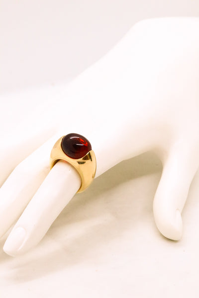 BACCARAT FRANCE 18 KT RING WITH GLASS CABOCHON