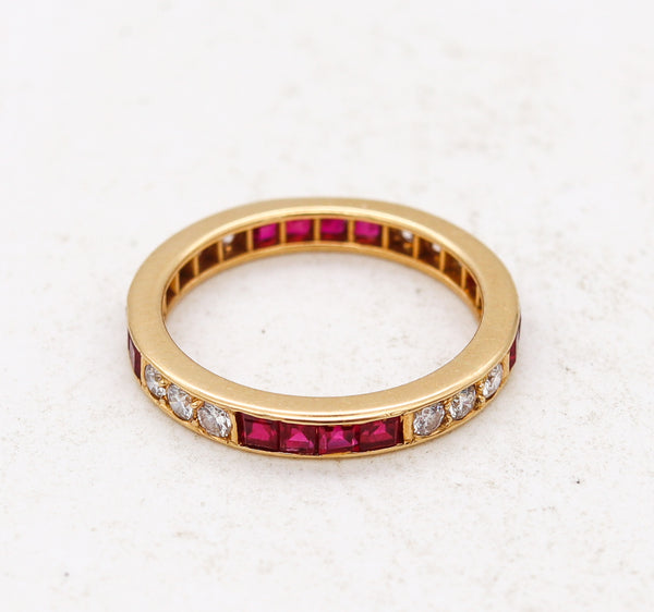 *Oscar Heyman New York Eternity ring in 18 kt yellow gold with 1.16 Cts in Rubies & Diamonds