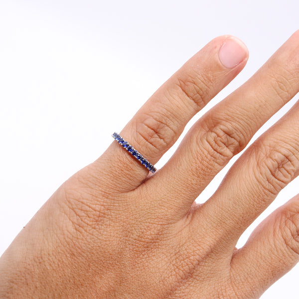 -Eternity Ring Band In 18Kt White Gold With 1.35 Cts In Ceylon Blue Sapphires
