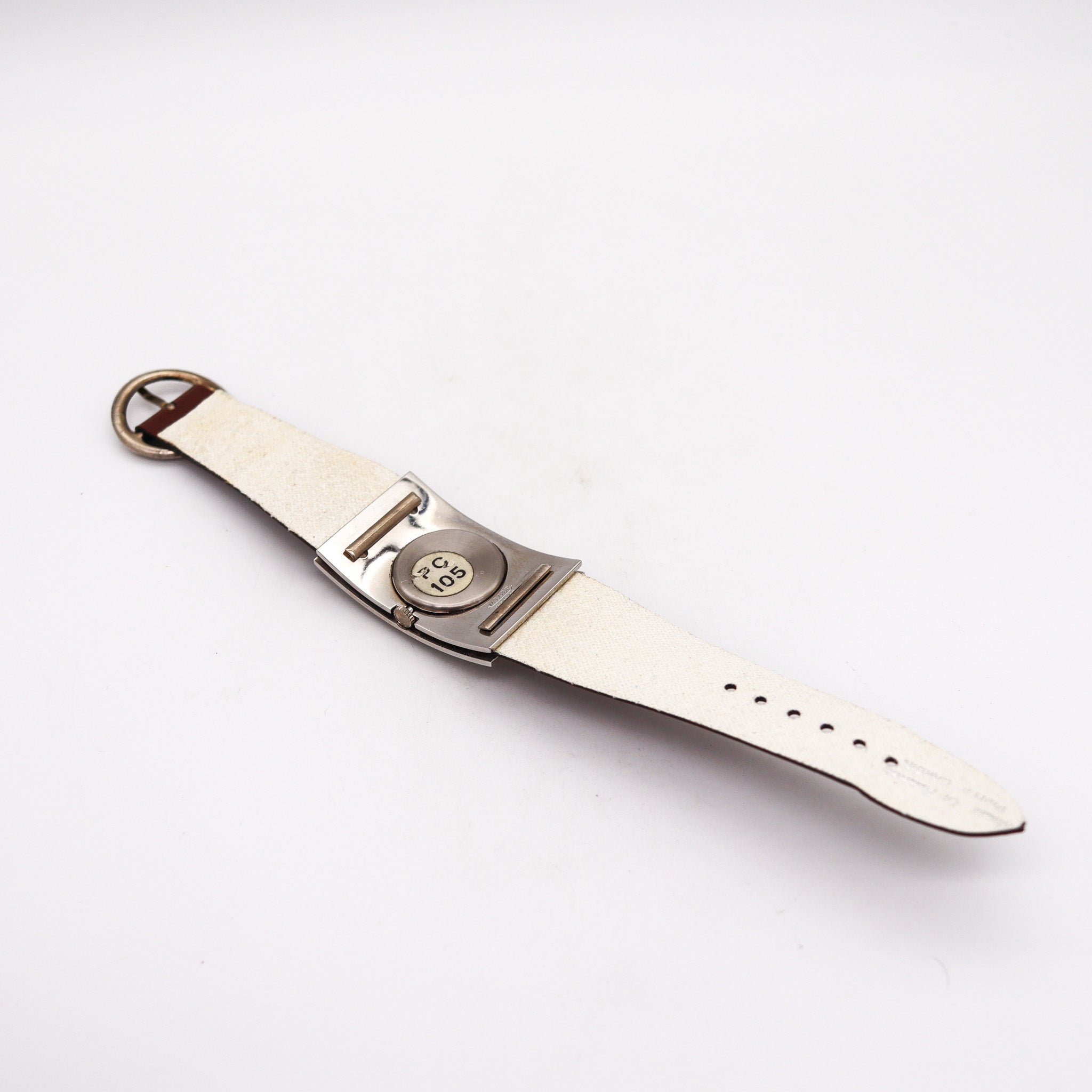 Pierre Cardin 1971 By Jaeger LeCoultre PC105 Retro Round Pierre Cardin 1971 By Jaeger LeCoultre PC105 Retro Round