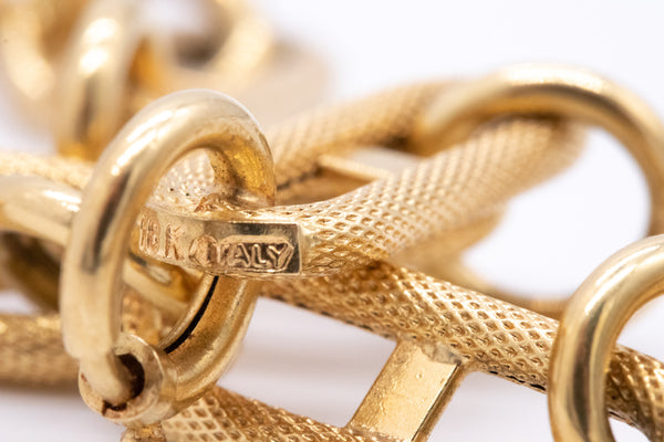 GEOMETRIC LINKS CHAIN IN TEXTURED 18 KT YELLOW GOLD