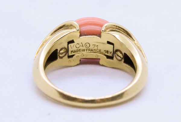 VAN CLEEF & ARPELS VCA, PARIS 18 KT RING WITH DIAMONDS AND PINK CORAL