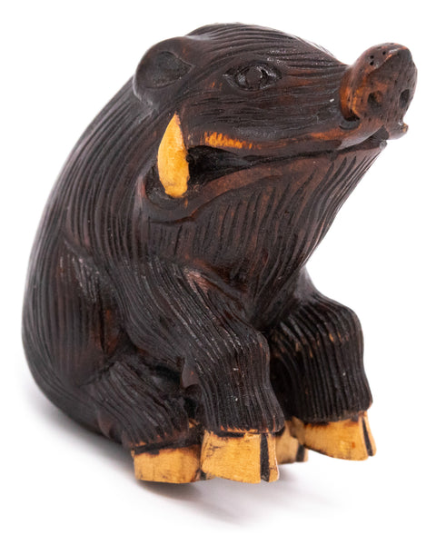 JAPAN 1910 MEIJI PERIOD BOAR NETSUKE CARVED FROM BAMBOO WOOD