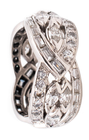 ART DECO 1940 PLATINUM ETERNITY RING WITH 3.16 Ctw OF VS DIAMONDS