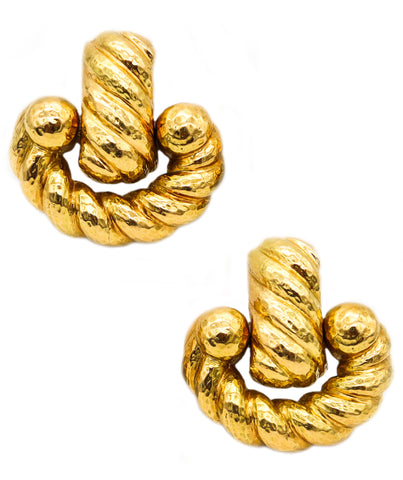 IVAN & CO. Retro Modernist Door Knockers Clips Earrings In 18Kt Yellow Gold