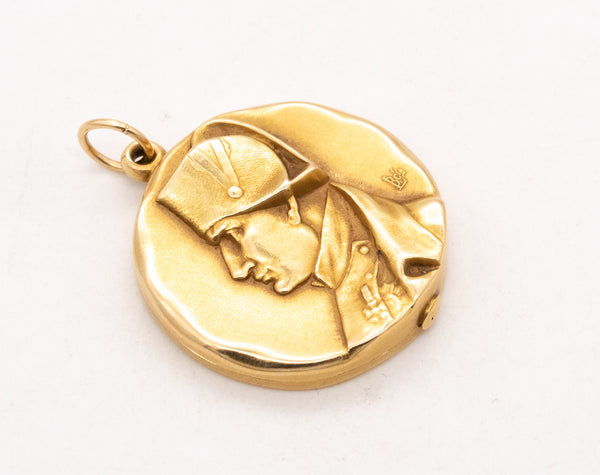 FRENCH 1810 NAPOLEON BONAPARTE MILITARY LOCKET PENDANT IN 18 KT YELLOW GOLD