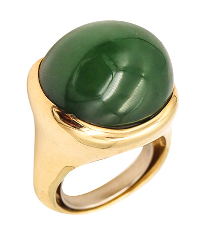 -Tiffany Co. Elsa Peretti Sculptural Ring in 18kt Gold With 26.64 Cts Nephrite Jade