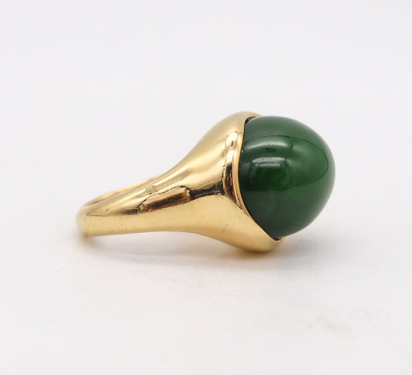 -Tiffany Co. Elsa Peretti Sculptural Ring in 18kt Gold With 26.64 Cts Nephrite Jade