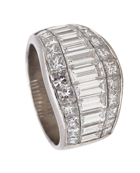 *Stardust fabulous band ring in platinum with 3.14 Cts of VVS caliber Diamonds