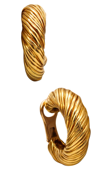 *Kutchinsky 1971 London Textured twisted hoop earrings in solid 18 kt yellow gold