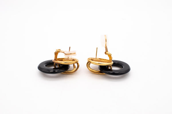 CARTIER 1972 ALDO CIPULLO RARE 18 KT YELLOW GOLD DROP EARRINGS WITH ONYX.