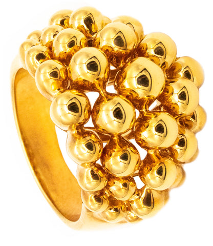 BOUCHERON PARIS GRAINS DE RAISIN BOMBE COCKTAIL RING IN 18 KT GOLD