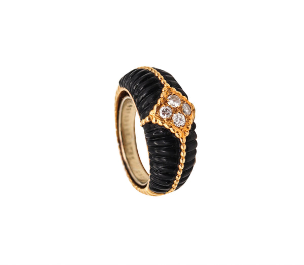 VAN CLEEF & ARPELS 1970 Paris Fluted Onyx Ring In 18Kt Yellow Gold With Diamonds