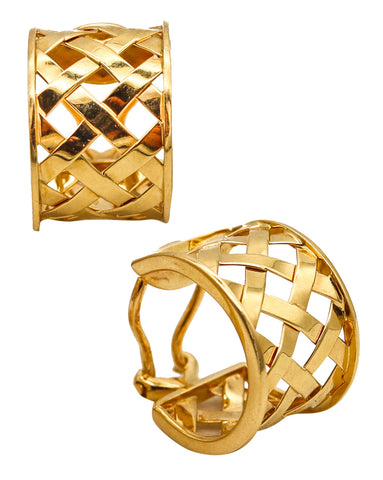 -Verdura Milan Lattice Criss Cross Hoops Earrings In 18Kt Yellow Gold