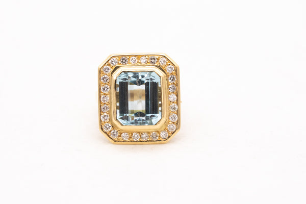 MODERN COCKTAIL RING IN 18 KT YELLOW GOLD WITH 8.62 Cts IN DIAMONDS & AQUAMARINE