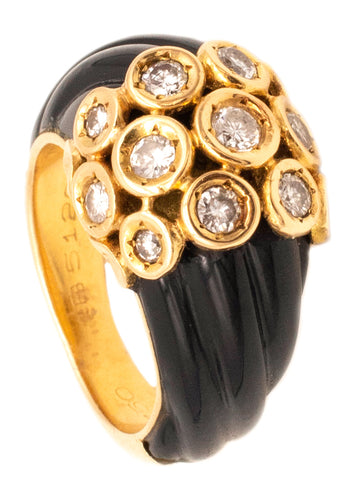 Van Cleef & Arpels 1970 Paris Vintage Ring In 18Kt Gold With Black Onyx And VS Diamonds