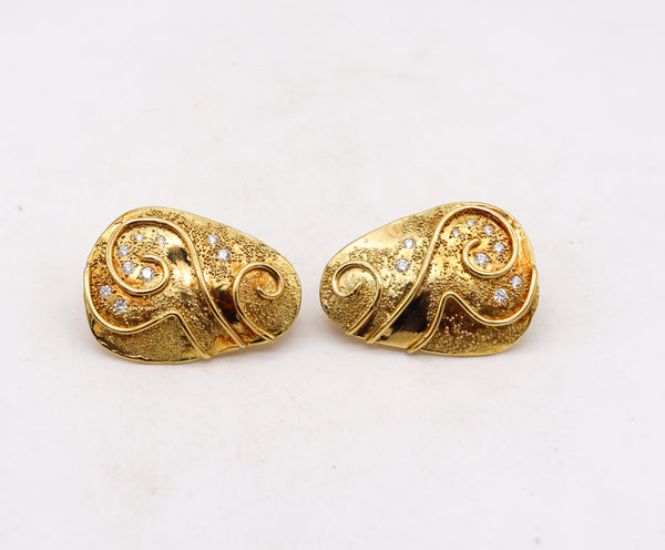 Elizabeth Gage England Naive Sculptural Clip On Earrings In 18Kt Gold With Diamonds