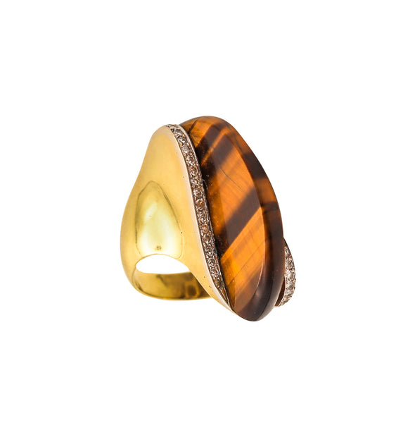 Sculptural Retro 1970 Cocktail Ring in 18Kt Gold With 14.76 Cts In Diamonds And Tiger Eye quartz