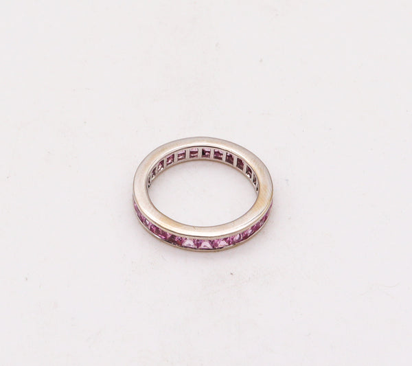 -Eternity Classic Ring Band In 18Kt White Gold With 2.70 Carats In Pink Sapphires