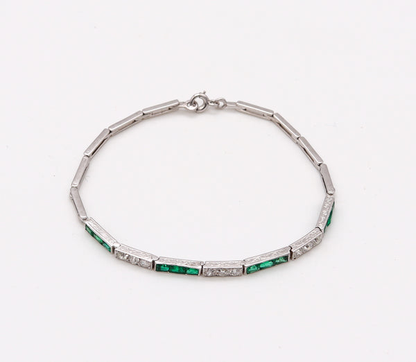 French 1930 Art Deco Bracelet In Platinum with 3.32 Cts In Emerald And Diamonds