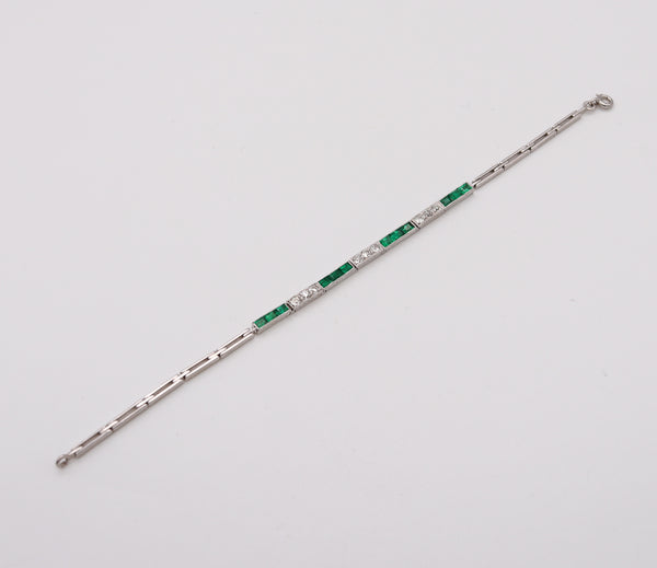 French 1930 Art Deco Bracelet In Platinum with 3.32 Cts In Emerald And Diamonds