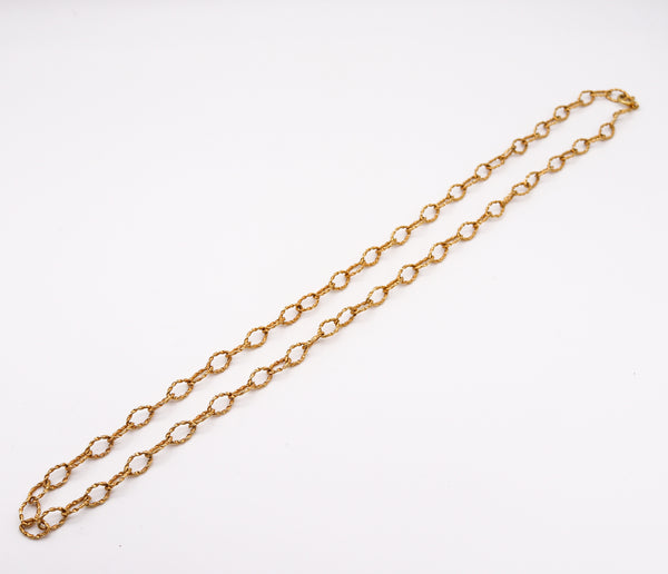 Italian Retro 1970 Modernist Long Chain With Textured Links In 18Kt Yellow Gold