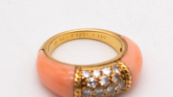 VAN CLEEF & ARPELS 1960 PARIS 18 KT GOLD PHILIPPINES RING WITH DIAMONDS AND CORAL