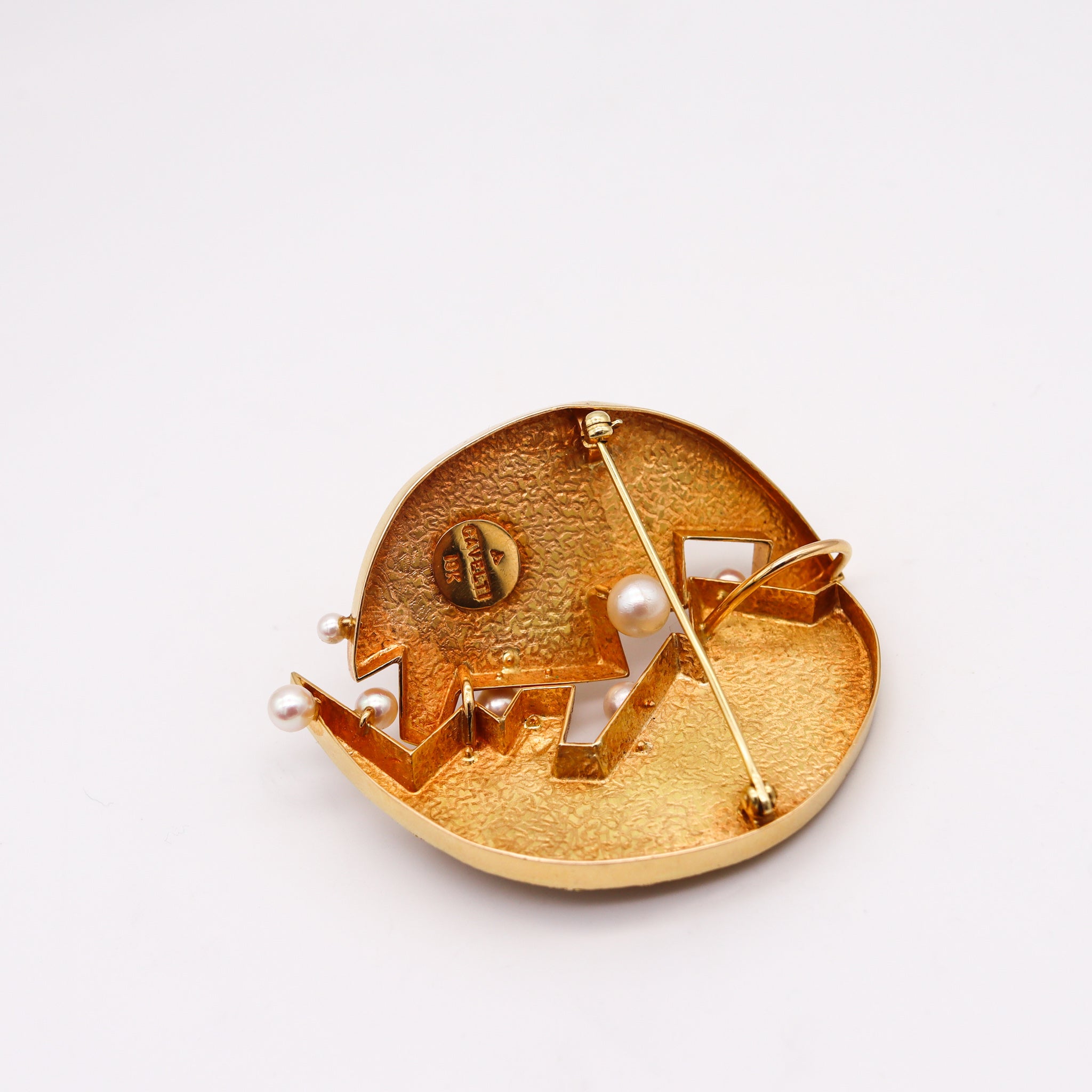 Stunning brutalist circular copper brooch with retailer confetti stones