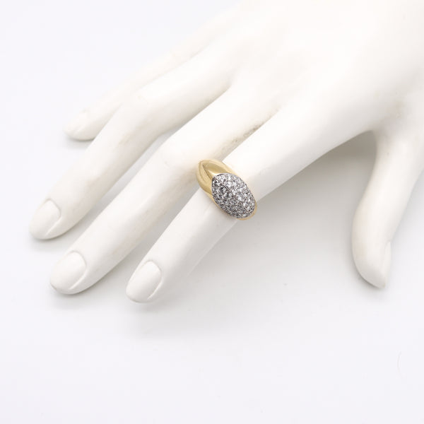 *Modernist Geometric cocktail ring in 18 kt yellow gold with 1.8 Cts in VS Diamonds