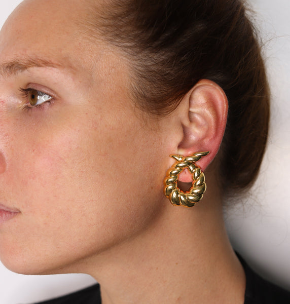 Verdura Milan 1952 Iconic Twisted Horns Clips On Earrings In Solid 18Kt Yellow Gold
