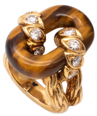 VAN CLEEF & ARPELS 1970 PARIS 18 KT GOLD RING WITH DIAMONDS AND TIGER EYE