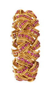 TIFFANY & CO. 1960 VINTAGE 18 KT YELLOW GOLD MESH BRACELET WITH 14.50 Ctw OF RUBIES