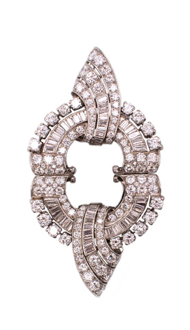 *Art-Deco 1930 Platinum convertible brooch double clips with 9.83 Ctw diamonds